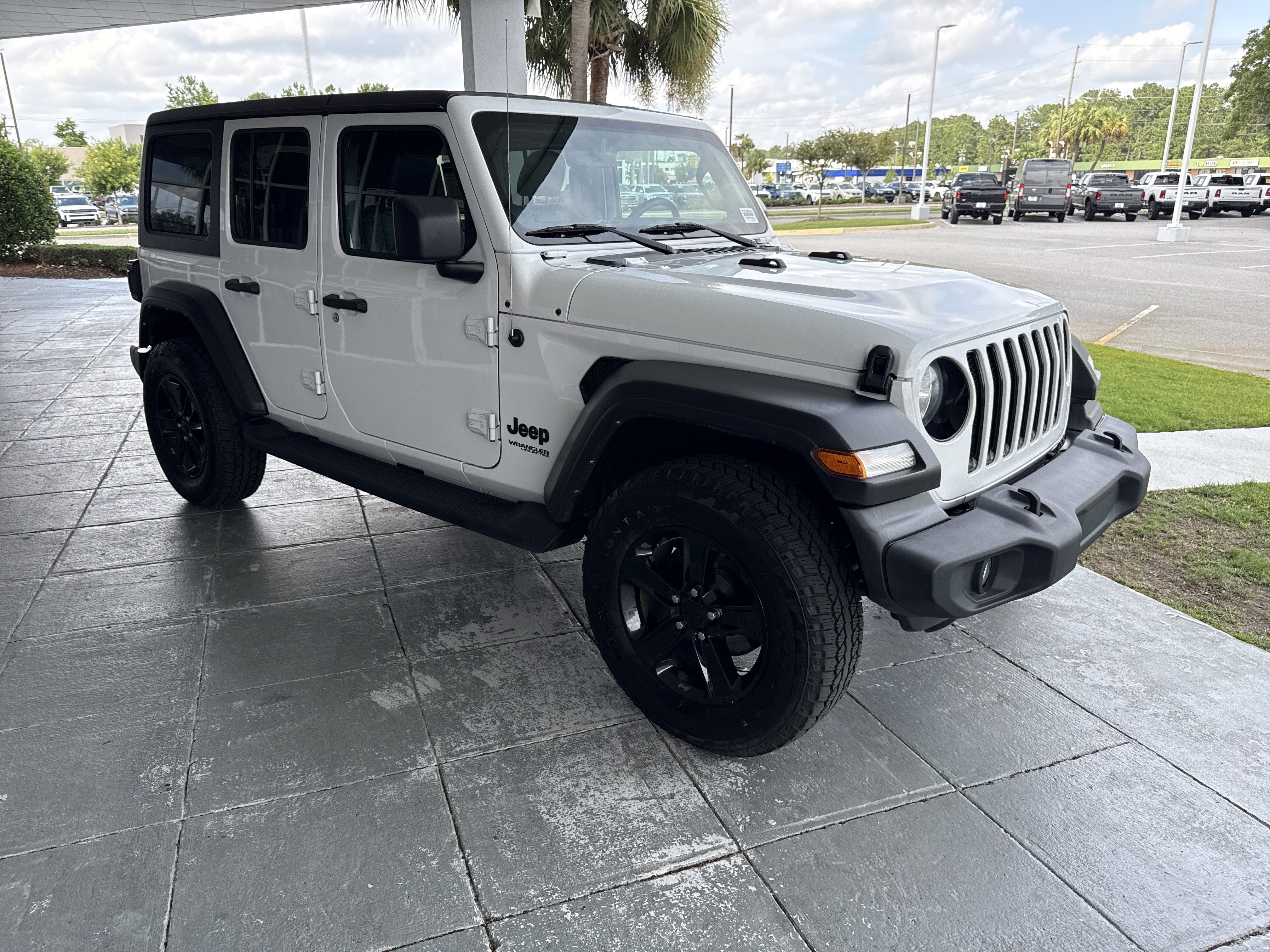 jeep wrangler unlimited 2022 1C4HJXDN3NW199290 image jeep wrangler unlimited 2022 1C4HJXDN3NW199290 image